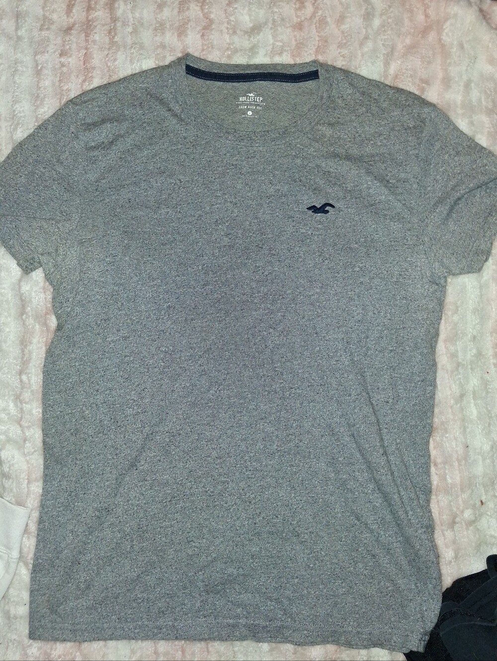 Hollister Heather Gray Crewneck Tee with Navy Logo